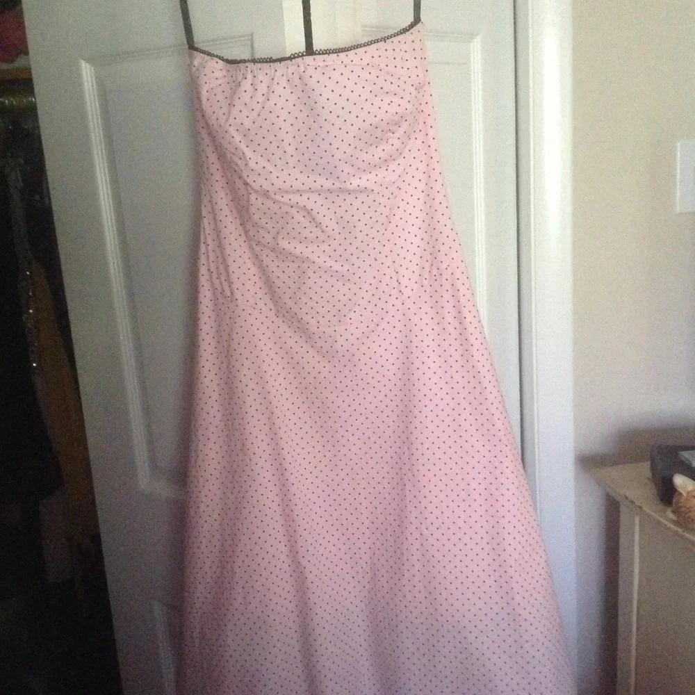 Classic Marilyn Strapless - Picture 1 of 6